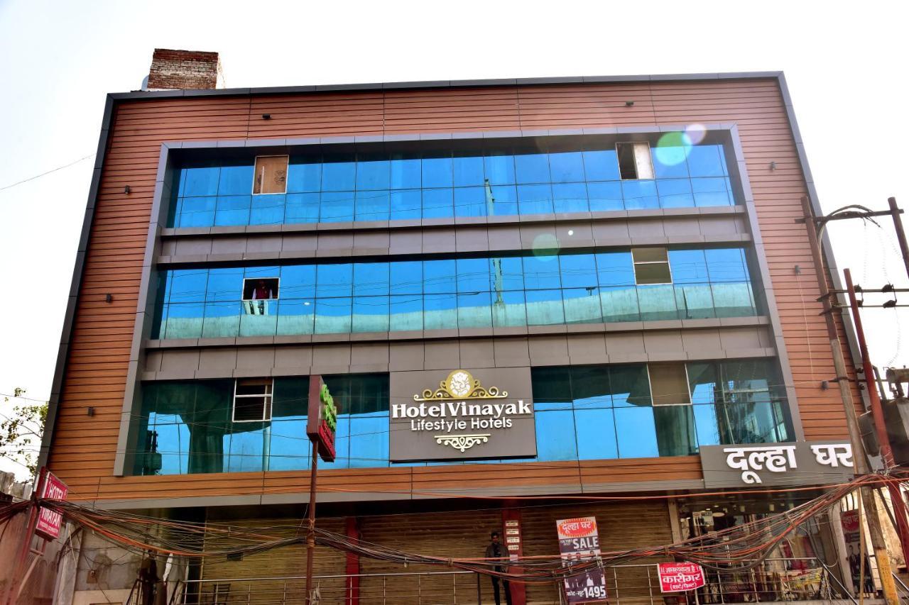 Hotel Vinayak Lucknow Buitenkant foto